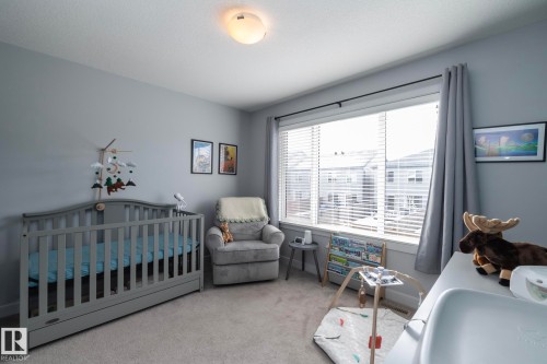 2088 Graydon Hill Crescent, Edmonton, AB - Indoor Photo Showing Bedroom