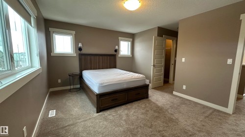 315 401 Southfork Drive, Leduc, AB - Indoor Photo Showing Bedroom