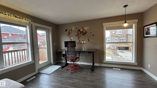 315 401 Southfork Drive, Leduc, AB - Indoor Photo Showing Office