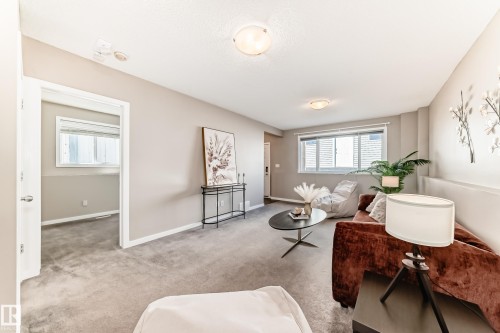 1520 70 Street, Edmonton, AB - Indoor