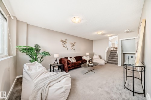 1520 70 Street, Edmonton, AB - Indoor