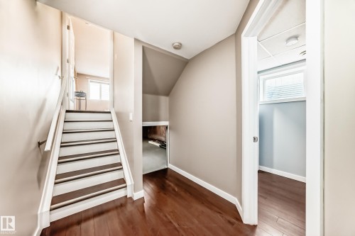 1520 70 Street, Edmonton, AB - Indoor Photo Showing Other Room