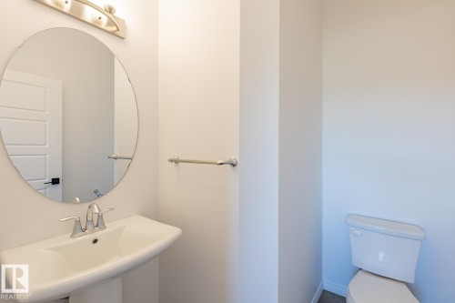 219 Wattle Road, Leduc, AB - Indoor Photo Showing Bathroom