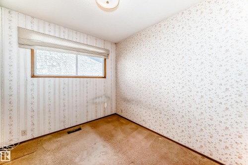14237 22A Street, Edmonton, AB - Indoor Photo Showing Other Room