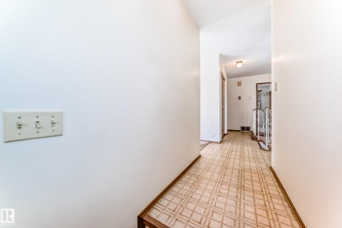 14237 22A Street, Edmonton, AB - Indoor Photo Showing Other Room