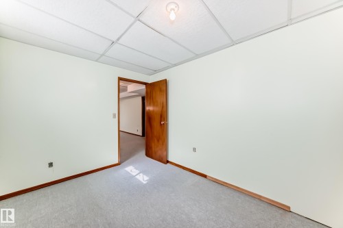 14237 22A Street, Edmonton, AB - Indoor Photo Showing Other Room