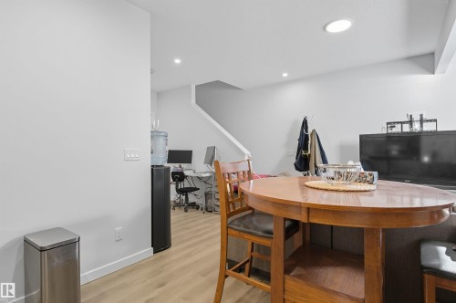 2631 Donaghey Crescent, Edmonton, AB - Indoor