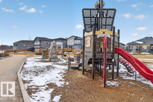 994 Berg Place, Leduc, AB - Outdoor