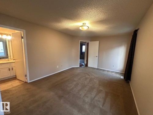 2807 35 Street, Edmonton, AB - Indoor Photo Showing Other Room
