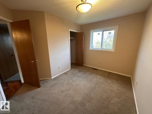 2807 35 Street, Edmonton, AB - Indoor Photo Showing Other Room