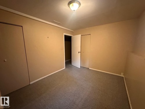 2807 35 Street, Edmonton, AB - Indoor Photo Showing Other Room