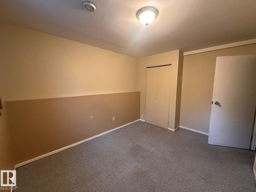 2807 35 Street, Edmonton, AB - Indoor Photo Showing Other Room