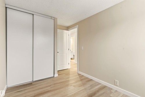 12 1411 Mill Woods Road E, Edmonton, AB - Indoor Photo Showing Other Room