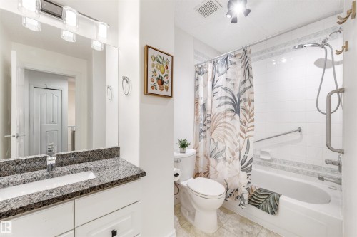 23 882 Ryan Place, Edmonton, AB - Indoor Photo Showing Bathroom