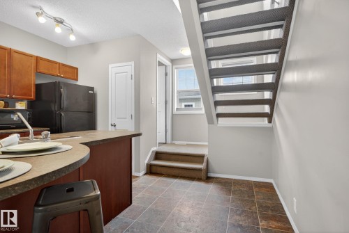 149 5604 199 Street, Edmonton, AB - Indoor Photo Showing Kitchen