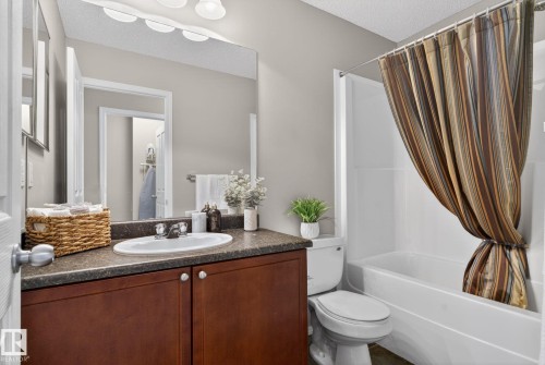 149 5604 199 Street, Edmonton, AB - Indoor Photo Showing Bathroom