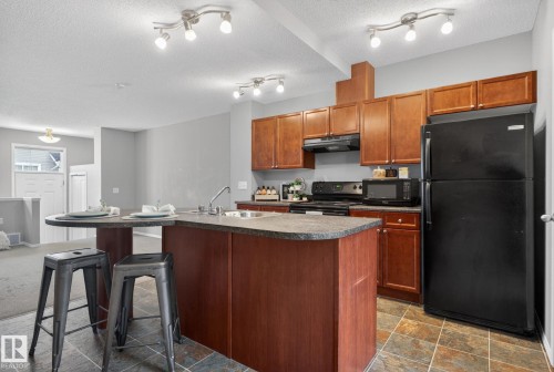 149 5604 199 Street, Edmonton, AB - Indoor Photo Showing Kitchen