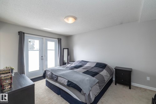 7123 39A Avenue Nw, Edmonton, AB - Indoor Photo Showing Bedroom