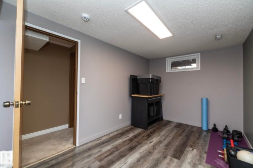 7123 39A Avenue Nw, Edmonton, AB - Indoor