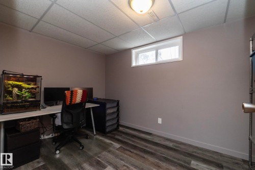 7123 39A Avenue Nw, Edmonton, AB - Indoor Photo Showing Office