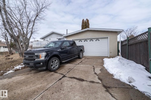 7123 39A Avenue Nw, Edmonton, AB - Outdoor