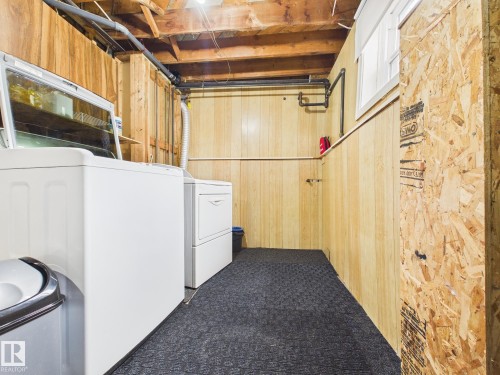 8746 84 Avenue, Edmonton, AB - Indoor Photo Showing Laundry Room