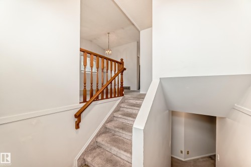 4714 26 Avenue, Edmonton, AB - Indoor Photo Showing Other Room