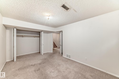 4714 26 Avenue, Edmonton, AB - Indoor Photo Showing Other Room