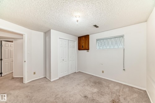 4714 26 Avenue, Edmonton, AB - Indoor Photo Showing Other Room