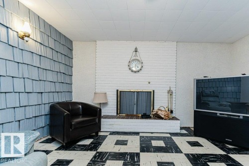 3528 112 Street, Edmonton, AB - Indoor Photo Showing Other Room