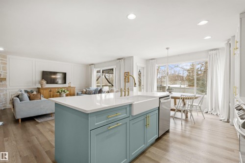 33 English Way, St. Albert, AB - Indoor