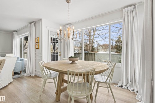 33 English Way, St. Albert, AB - Indoor Photo Showing Dining Room