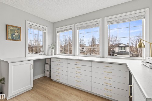 33 English Way, St. Albert, AB - Indoor