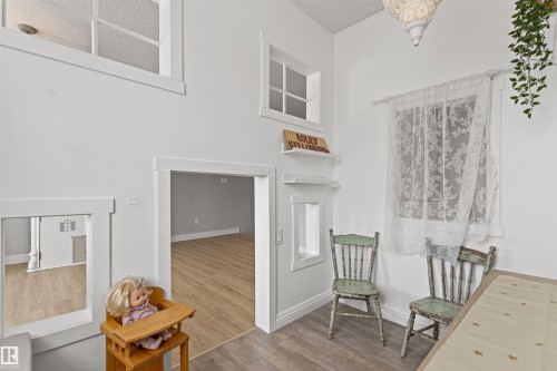 33 English Way, St. Albert, AB - Indoor Photo Showing Other Room