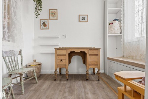 33 English Way, St. Albert, AB - Indoor