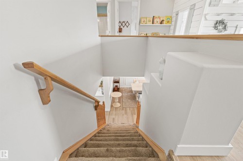 33 English Way, St. Albert, AB - Indoor Photo Showing Other Room