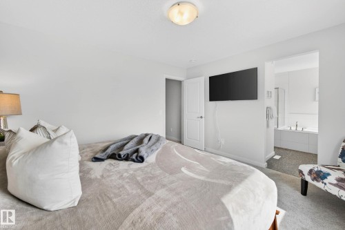 139 Stonehouse Way, Leduc, AB - Indoor Photo Showing Bedroom