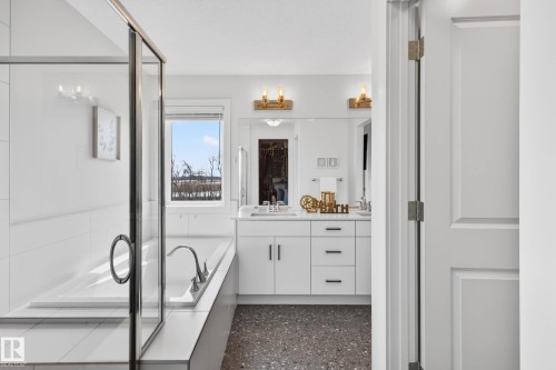 139 Stonehouse Way, Leduc, AB - Indoor Photo Showing Bathroom