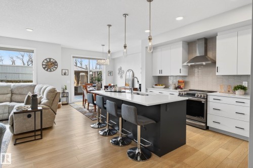 139 Stonehouse Way, Leduc, AB - Indoor Photo Showing Kitchen With Upgraded Kitchen