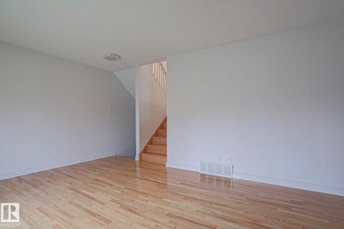 13 9505 176 Street, Edmonton, AB - Indoor Photo Showing Other Room