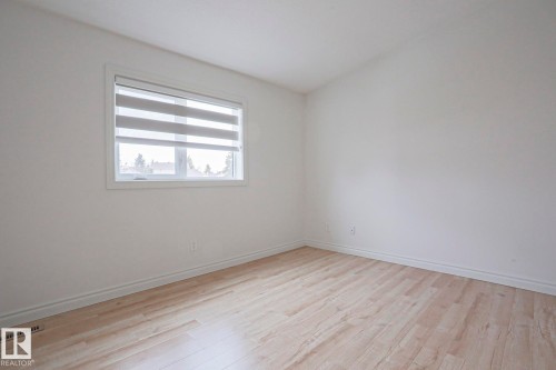 13 9505 176 Street, Edmonton, AB - Indoor Photo Showing Other Room