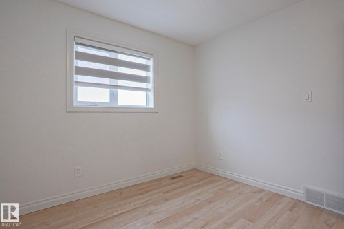 13 9505 176 Street, Edmonton, AB - Indoor Photo Showing Other Room