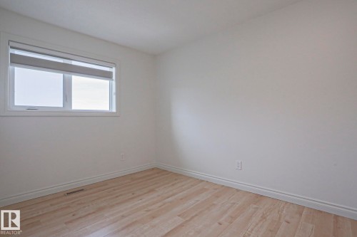 13 9505 176 Street, Edmonton, AB - Indoor Photo Showing Other Room