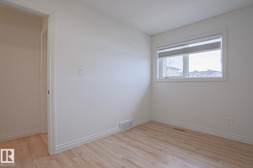 13 9505 176 Street, Edmonton, AB - Indoor Photo Showing Other Room