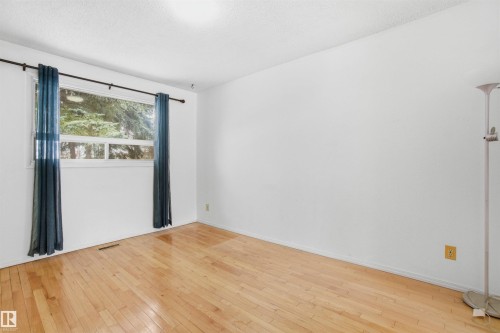 8616 179 Street, Edmonton, AB - Indoor Photo Showing Other Room