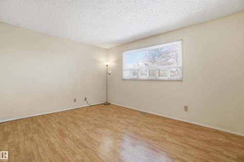 8616 179 Street, Edmonton, AB - Indoor Photo Showing Other Room