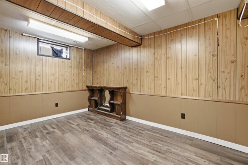 8616 179 Street, Edmonton, AB - Indoor