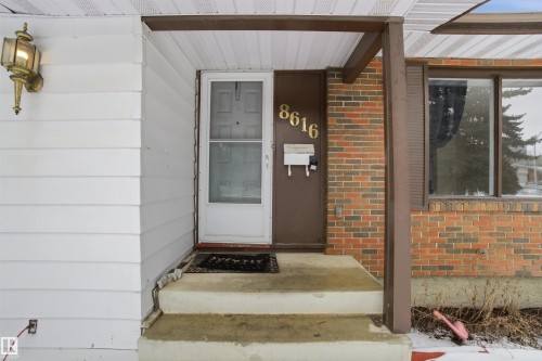 8616 179 Street, Edmonton, AB - Outdoor With Exterior