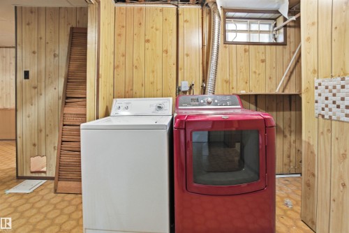 8616 179 Street, Edmonton, AB - Indoor Photo Showing Laundry Room