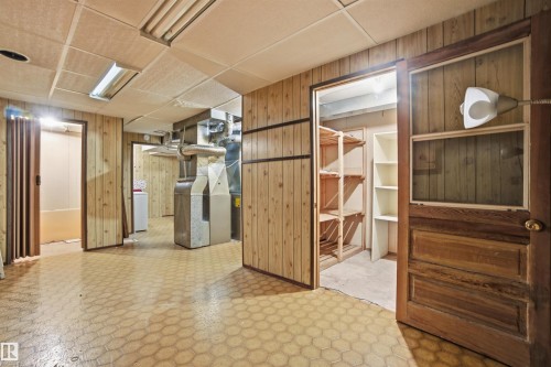 8616 179 Street, Edmonton, AB - Indoor